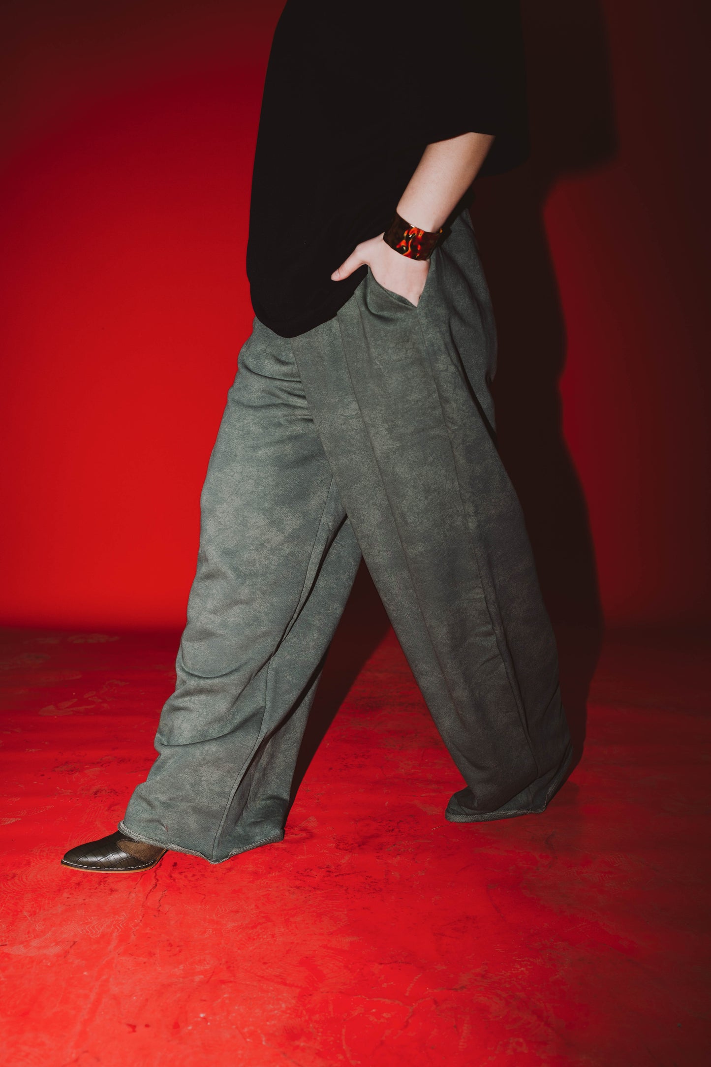 Olive washed effect sweatpants