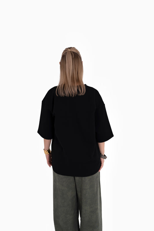 Black basic T-shirt